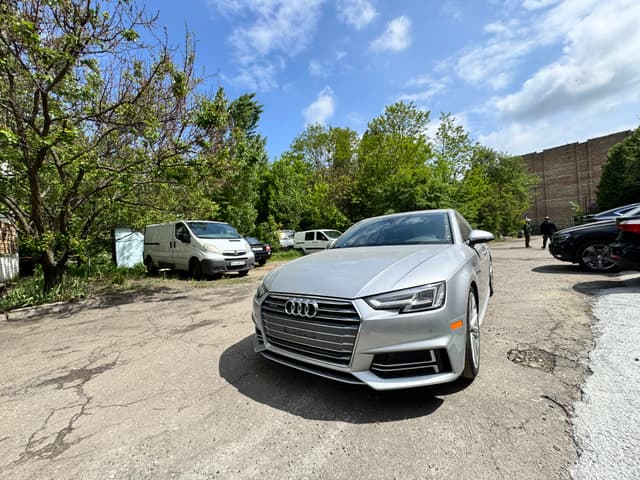 AUDI A4 PREMIUM PLUS 2018 - 2