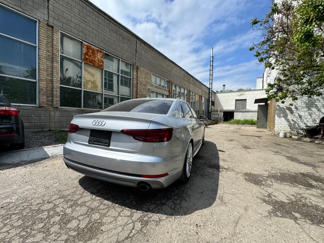 AUDI A4 PREMIUM PLUS 2018 - 8