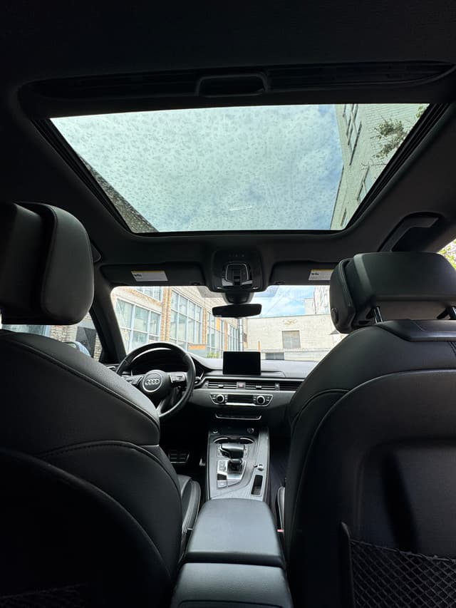 AUDI A4 PREMIUM PLUS 2018 - 16