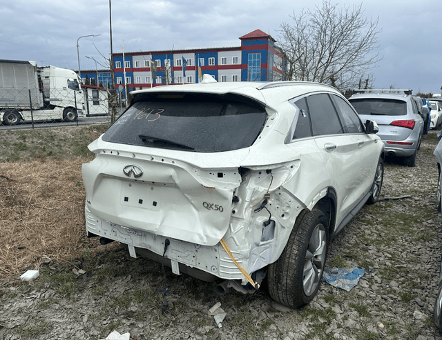 INFINITI QX50 ESSENTIAL 2021 - 12