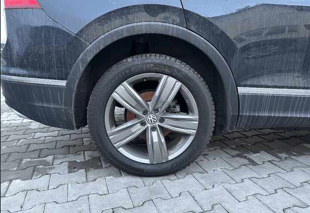 VOLKSWAGEN TIGUAN SEL PREMIUM 2018 - 19