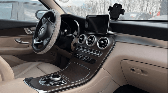 MERCEDES-BENZ GLC 350E 2019 - 16