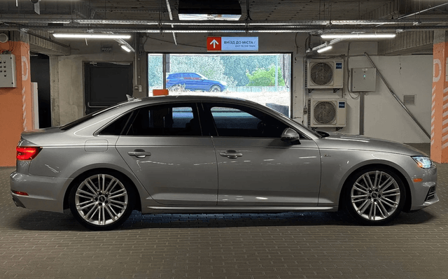 AUDI A4 PREMIUM PLUS 2018 - 4