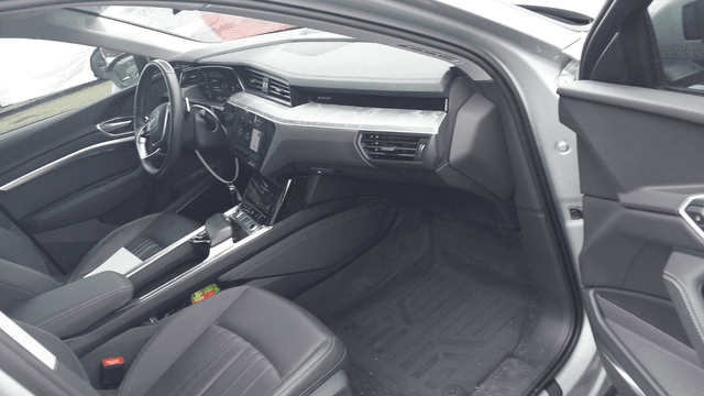 AUDI E-TRON PREMIUM PLUS 2020 - 5