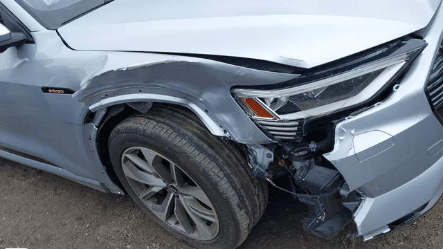 AUDI E-TRON PREMIUM PLUS 2020 - 6