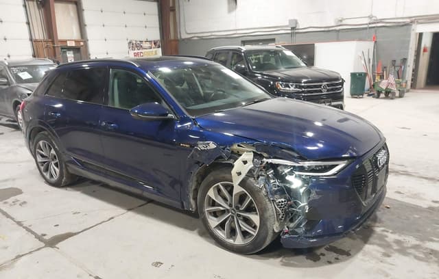 AUDI E-TRON PREMIUM PLUS 2021 - 3